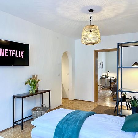 Sapphire Apartment: Free Parking + Netflix + Bathtub 에센 외부 사진