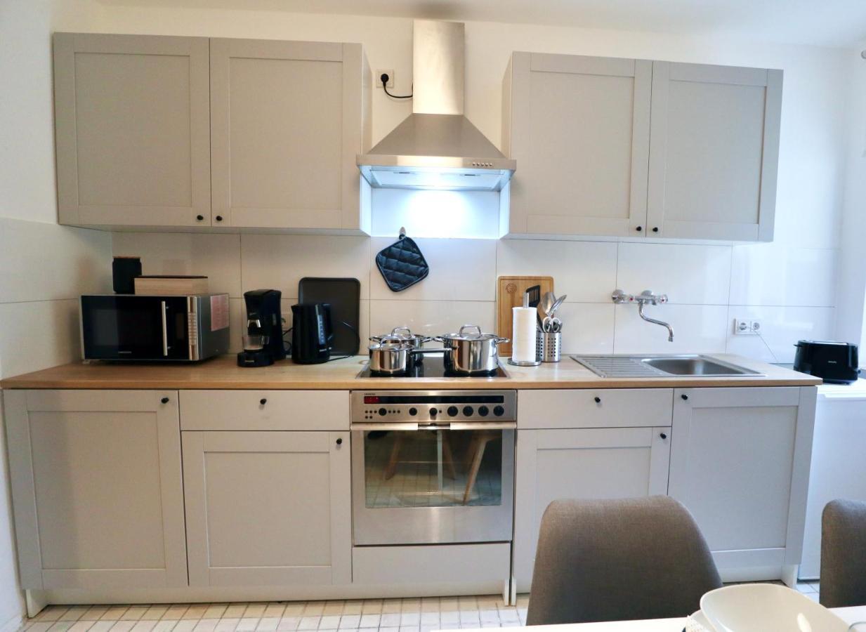 Sapphire Apartment: Free Parking + Netflix + Bathtub 에센 외부 사진