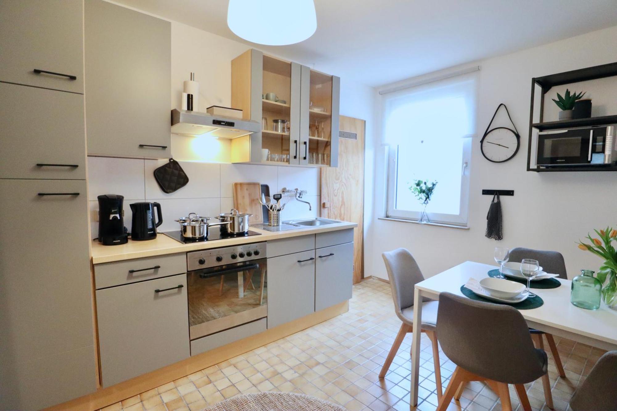 Sapphire Apartment: Free Parking + Netflix + Bathtub 에센 외부 사진